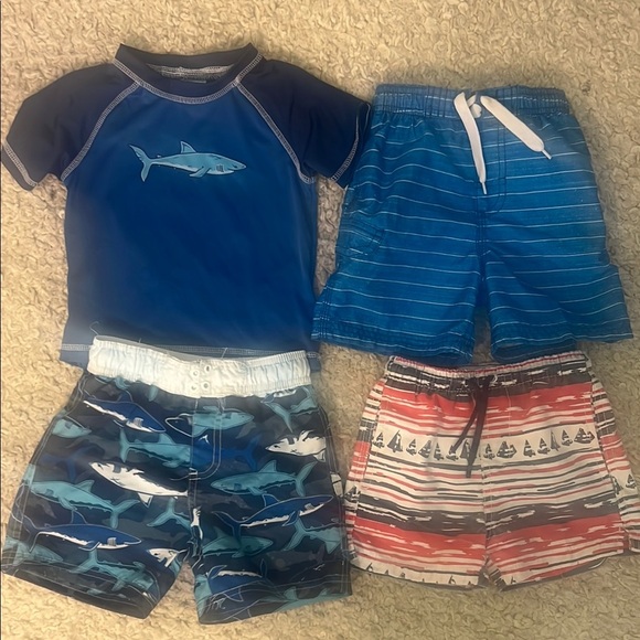 Toddler Boys Bathing Suit Bundle 3T - Picture 1 of 4